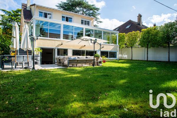 Maison à vendre 7 pièces 225 m² Saint-Michel-sur-Orge
