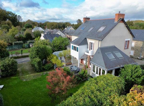 Maison à MALESTROIT, 56140 - 8 pièces 153m²