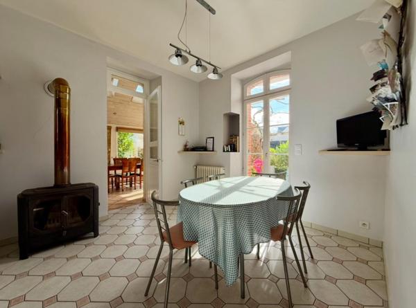 Maison à MALESTROIT, 56140 - 8 pièces 153m²