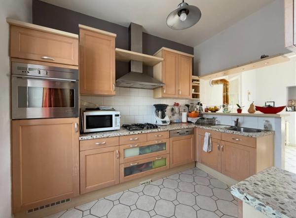 Maison à MALESTROIT, 56140 - 8 pièces 153m²