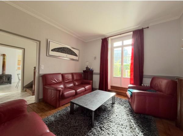 Maison à MALESTROIT, 56140 - 8 pièces 153m²