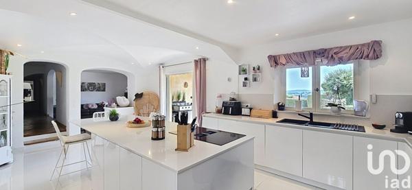 Maison à vendre 4 pièces 140 m² Sainte-Maxime