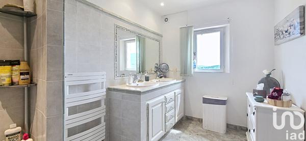 Maison à vendre 4 pièces 140 m² Sainte-Maxime