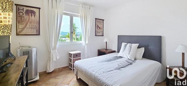 Maison à vendre 4 pièces 140 m² Sainte-Maxime