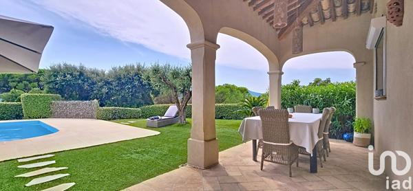 Maison à vendre 4 pièces 140 m² Sainte-Maxime