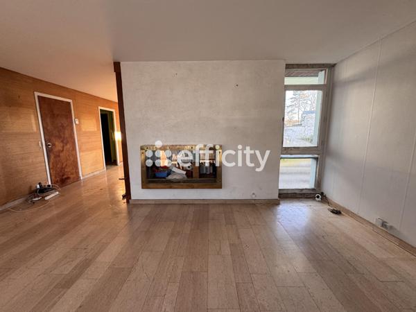 Maison 10 pièces - 142 m²