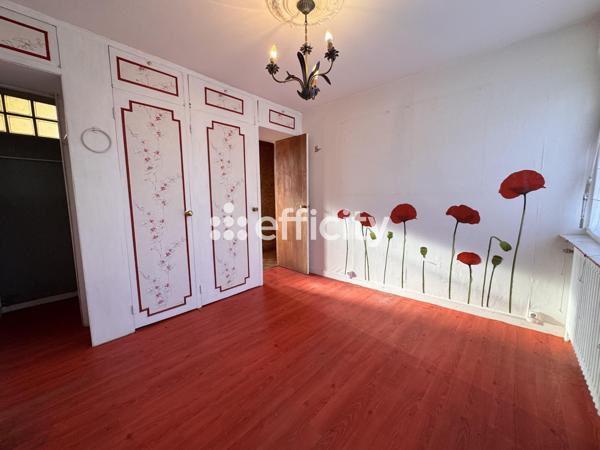 Maison 10 pièces - 142 m²