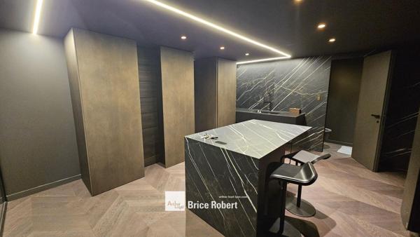 Location bureaux de caractère avec accès métro à Lyon 1er