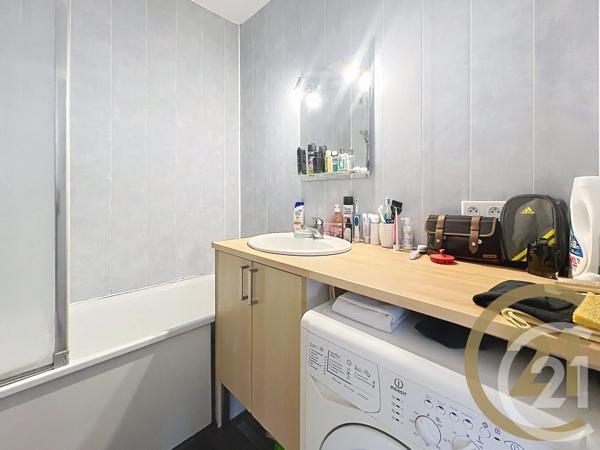 Appartement F2 à vendre  2 pièces - 50,75 m 2   BELFORT  - 90