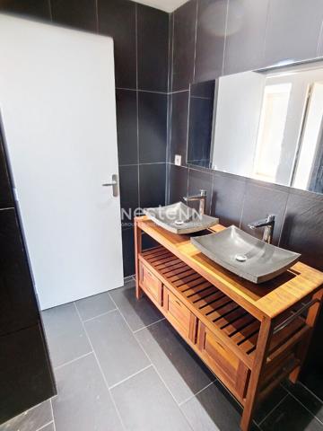 A LOUER Appartement 3 pièces avec parking extérieur et cave