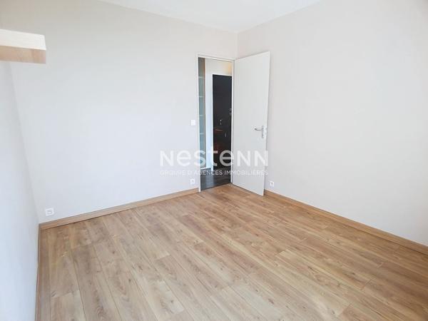 A LOUER Appartement 3 pièces avec parking extérieur et cave