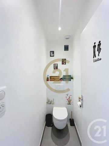 Appartement F5 à vendre  5 pièces - 104,27 m 2   BELFORT  - 90