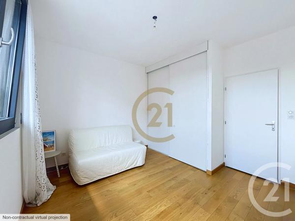 Appartement F5 à vendre  5 pièces - 104,27 m 2   BELFORT  - 90