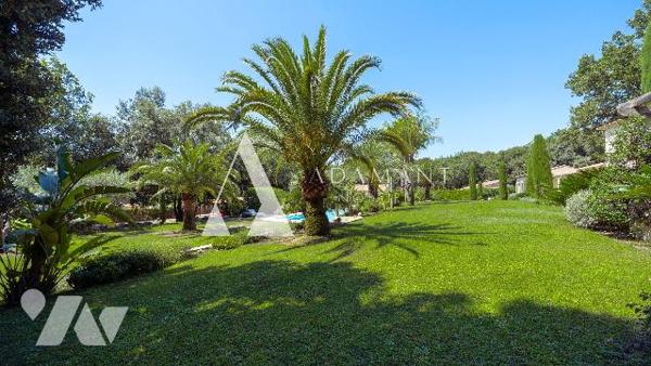 QUARTIER LES SALETTES - LA COLLE SUR LOUP - VILLA ENTIEREMENT RENOVEE