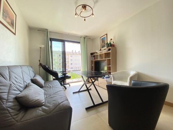 SPECIAL ETUDIANT - ANNECY - F3 de 53m² meublé