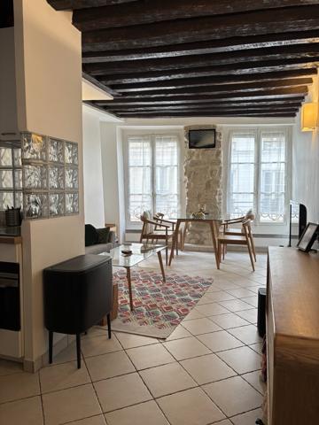 75002 - Appartement 2 pièces - beaucoup de charme