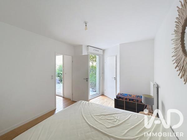 Location appartement 2 pièces 60 m² Paris 18