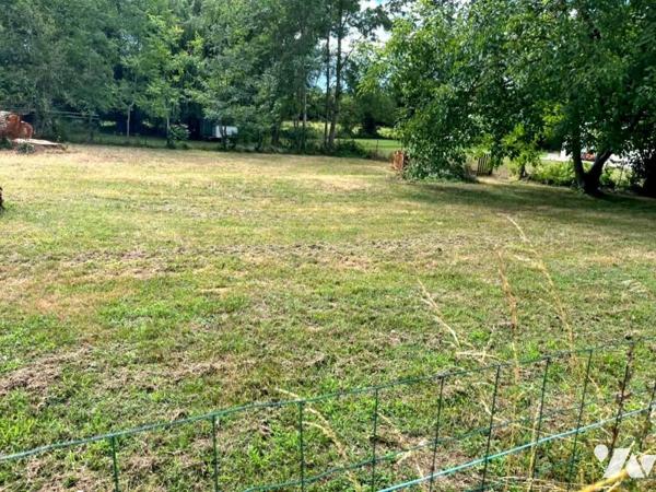 SAINT JEAN DE NIOST - BELLE PARCELLE DE TERRAIN 651 M2