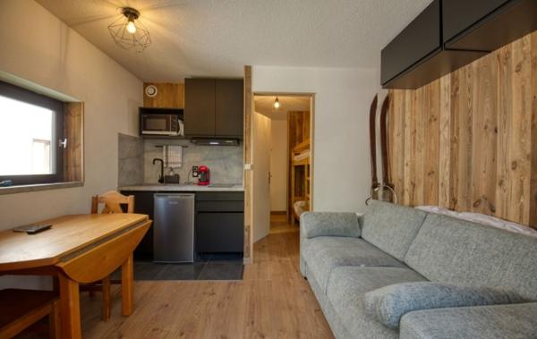 Vente Studio rénové avec gout rénové(e) Morillon   