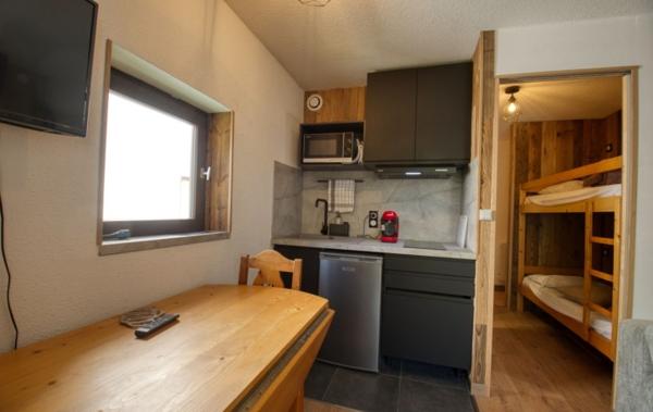 Vente Studio rénové avec gout rénové(e) Morillon   