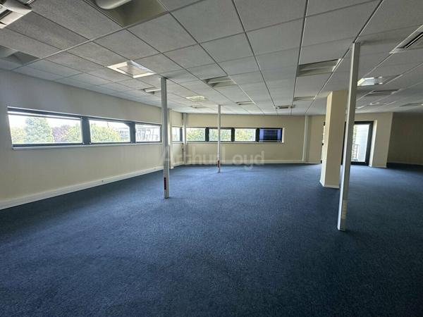 BUREAUX à LOUER de 374 m²