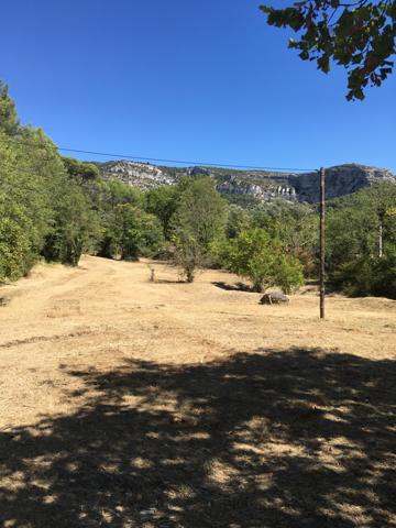 L'Isle-sur-la-Sorgue (84800) Maison de maitre à rénover sur 7000m² de parc