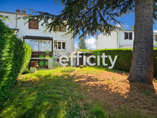 Maison
         5 pièces
        - 84 m² Exclusivité 170 000 € *