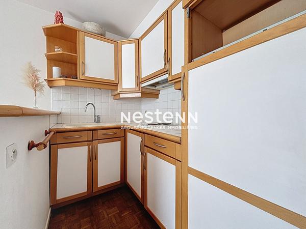 PARIS - AUTEUIL SUD - RUE BOILEAU - Studio de 23,66 m² avec balcon et cave