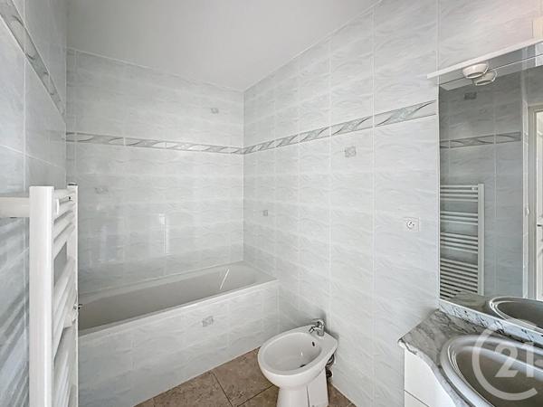 Appartement F3 à vendre  3 pièces - 120,36 m2 CERET - 66