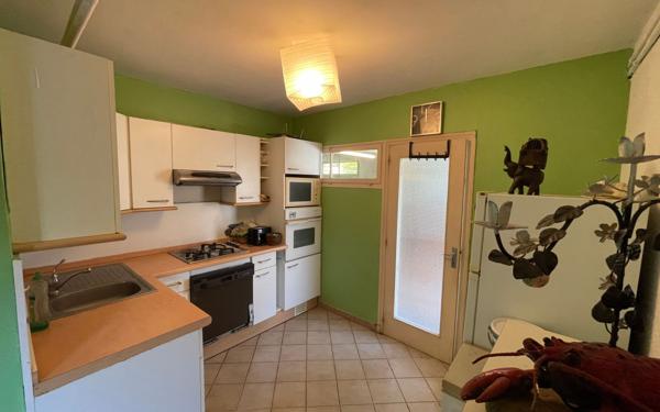 Maison à vendre    5 pièces •  Mours-Saint-Eusèbe