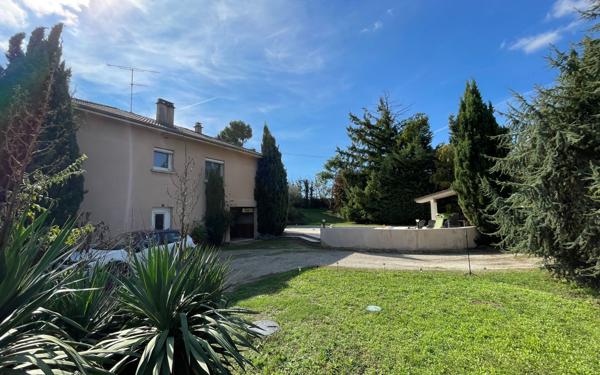 Maison à vendre    5 pièces •  Mours-Saint-Eusèbe