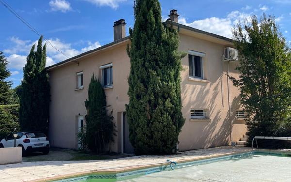 Maison à vendre    5 pièces •  Mours-Saint-Eusèbe