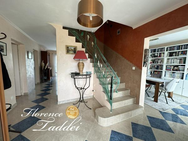 Maison familiale sur un grand terrain au calme