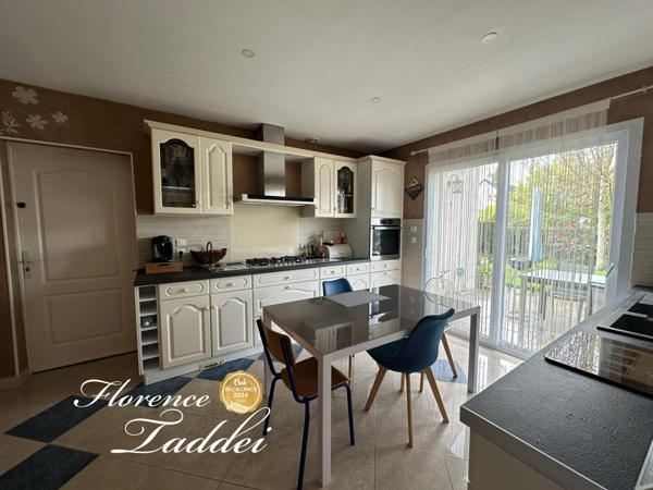 Maison familiale sur un grand terrain au calme