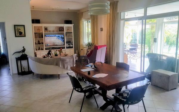 Maison à vendre    5 pièces •  Gujan-Mestras