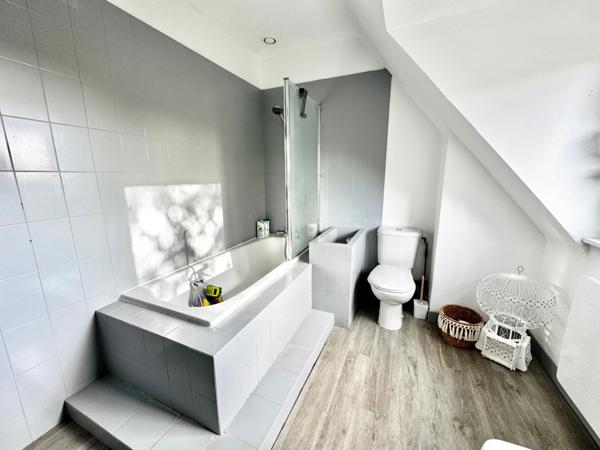 Coup de cœur assuré ! Superbe maison néo-bretonne rénovée – 4 chambres – Plougastel-Daoulas