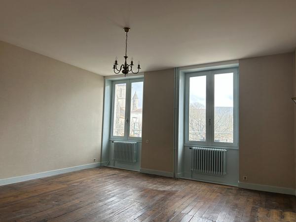 Immeuble de rapport Civray 8 pièce(s)