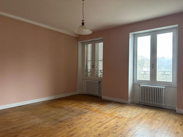 Immeuble de rapport Civray 8 pièce(s)