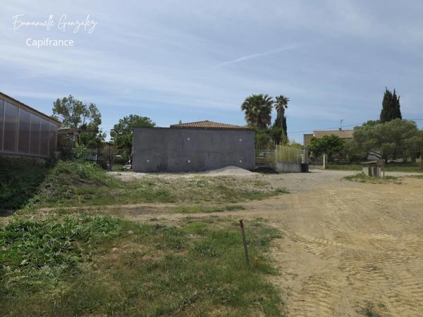 Terrain viabilisé constructible de 388 m² FOUZILHON (34)