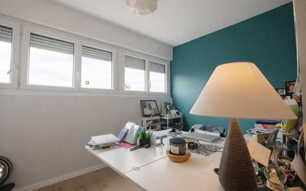 Appartement à vendre    3 pièces •  Bordeaux