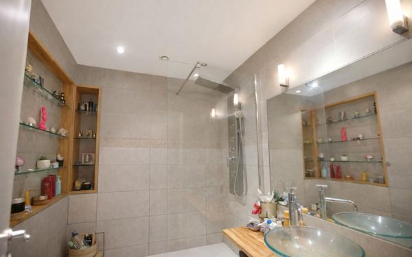 Appartement à vendre    3 pièces •  Bordeaux