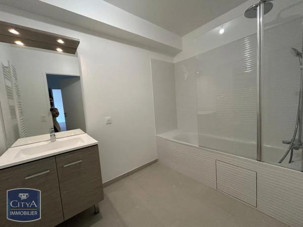 Appartement à louer 3 pièces 64.32m²