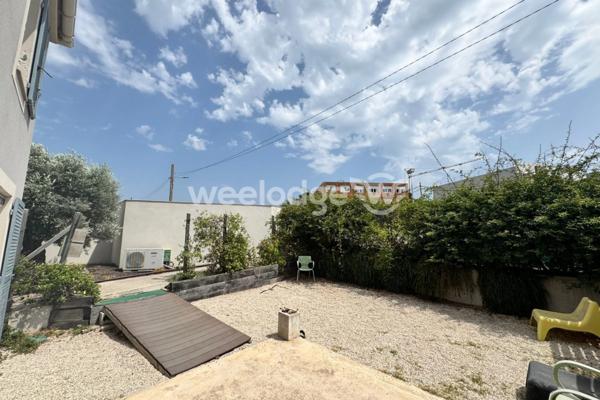 Maison à vendre 4 pièces de 94 m² à Châteauneuf-les-Martigues