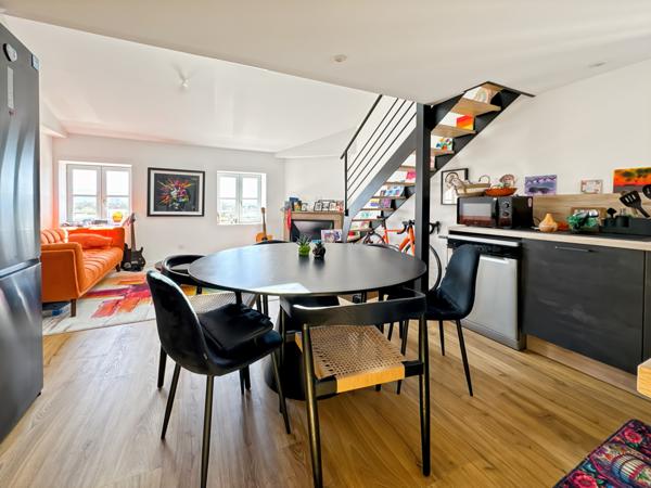 Trévoux (01600) Magnifique T3 avec mezzanine dans un bâtiment historique de Trévoux