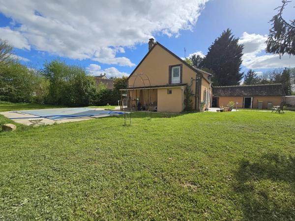 Longère 6 pièces 145m² avec piscine