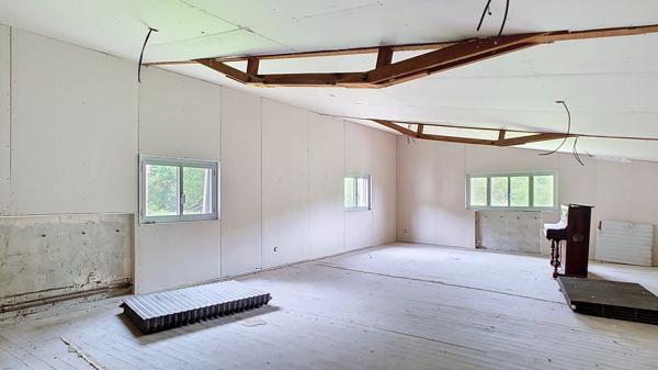 Maison de maître à rénover à Feugarolles - 13 pièces, 380 m² sur 2,48 ha