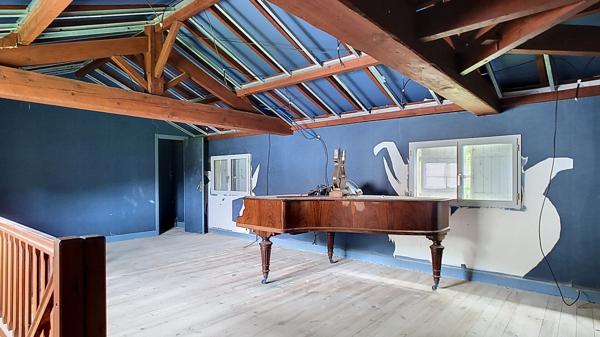 Maison de maître à rénover à Feugarolles - 13 pièces, 380 m² sur 2,48 ha