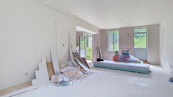 Maison de maître à rénover à Feugarolles - 13 pièces, 380 m² sur 2,48 ha