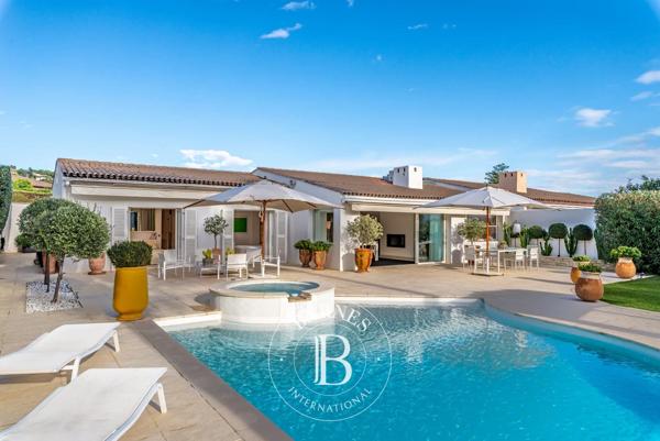 Villeneuve-Loubet, Villa 3 Chambres -  127 m² à vendre