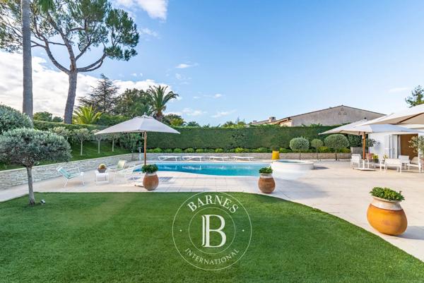 Villeneuve-Loubet, Villa 3 Chambres -  127 m² à vendre